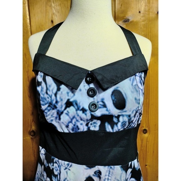 Hot Topic Skulls and flowers halter mini dress size XL - Picture 5 of 8